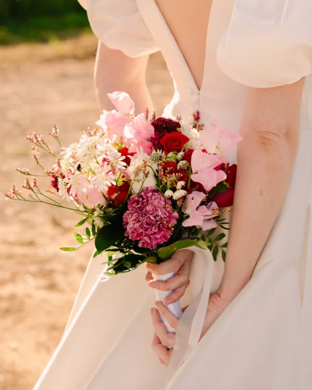 The 2025 wedding season has started and it's beautiful ❤️‍🔥🌸☀️

💌Eleonorelanglois.com

#frenchdestinationwedding #weddingdetails
#frenchweddingstyle #photographemariagesuisse #destinationweddingphotographer #photographegeneve #photographelausanne #photographeannecy #sinspirersemarier #swissphotographer #destinationwedding #destinationphotography #nikonphotographer #weddingdetails #elegantwedding #photographebourgogne #photographelausanne #genevaphotographer #photographeauvergnerhonealpes #frenchchateauwedding #photographebourgogne #mariagebourgogne #elegantwedding #mariagebeaujolais #lausannephotographer #provence #mariageprovence #mariagemarseille #mariagesuddelafrance
